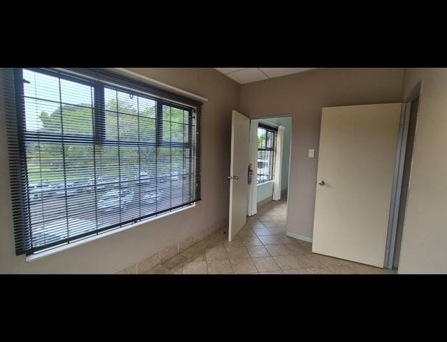83M² OFFICE FOR SALE IN GILLITTS